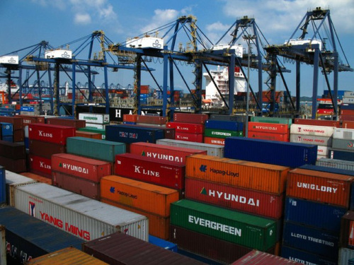 10 lý do các đại gia chọn đầu tư vận tải container